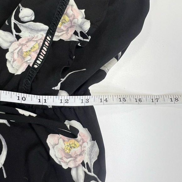 Altar’d State Dark Floral Wide Leg Sleeveless Jumpsuit Size Medium - Picture 6 of 12